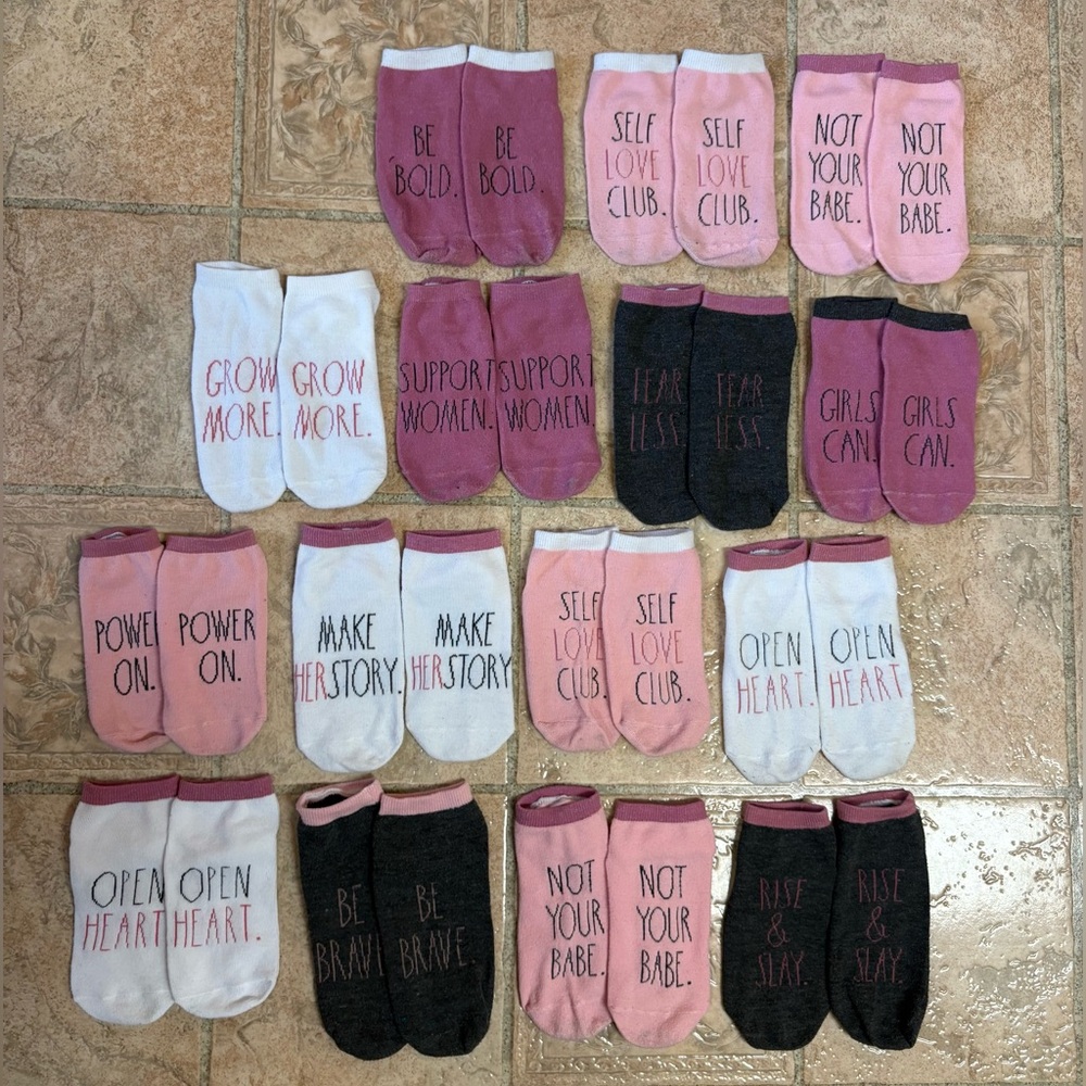 Rae Dunn Socks (15 Pairs)
